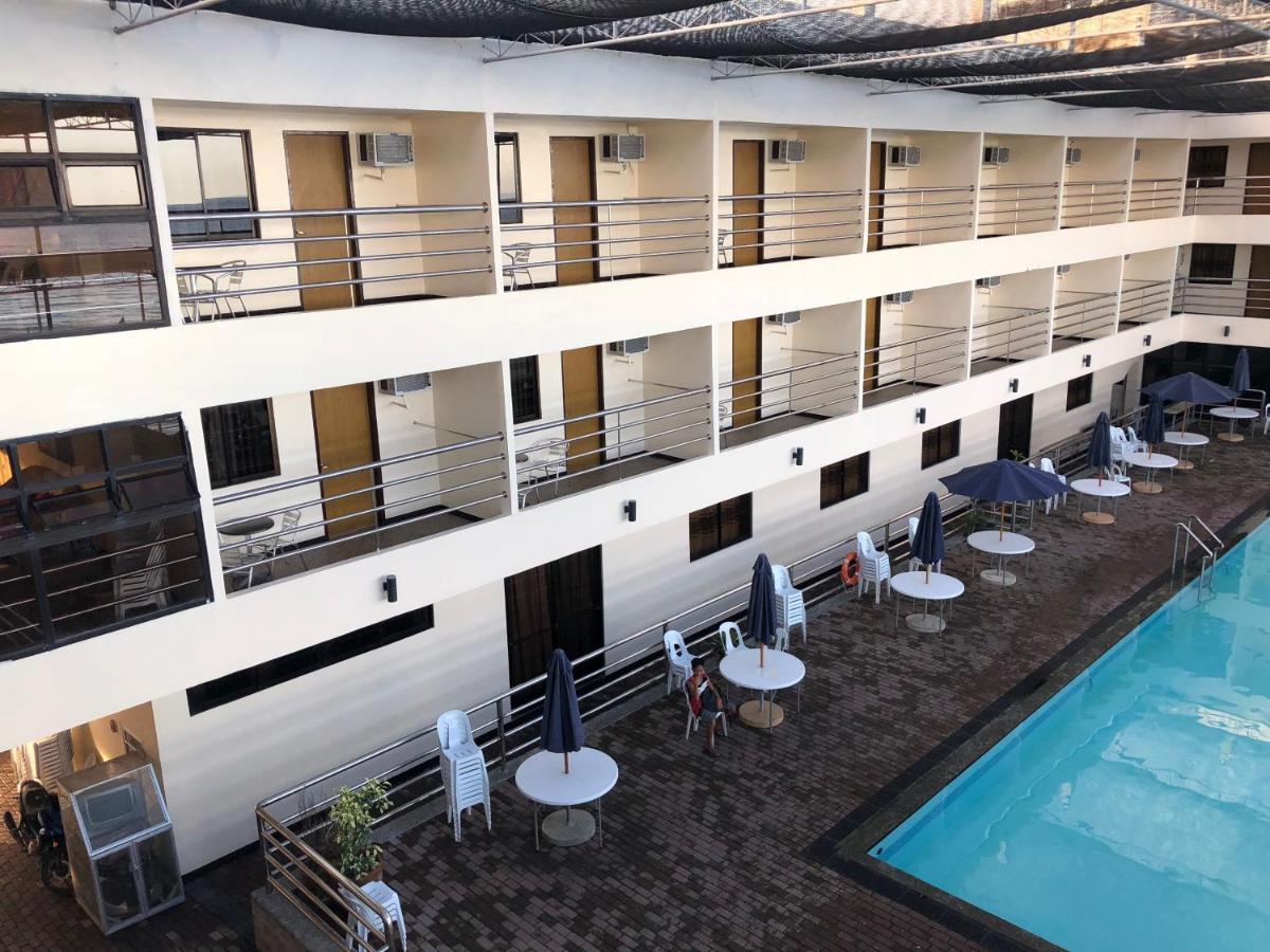 La Primera Grande Beach Resort Roxas  Eksteriør billede