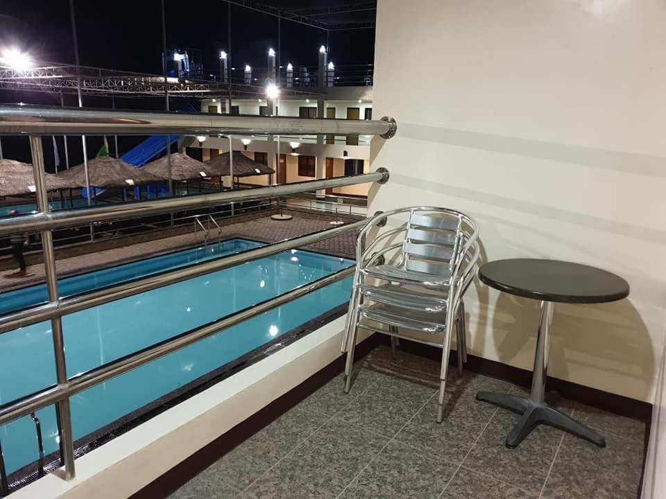La Primera Grande Beach Resort Roxas  Eksteriør billede